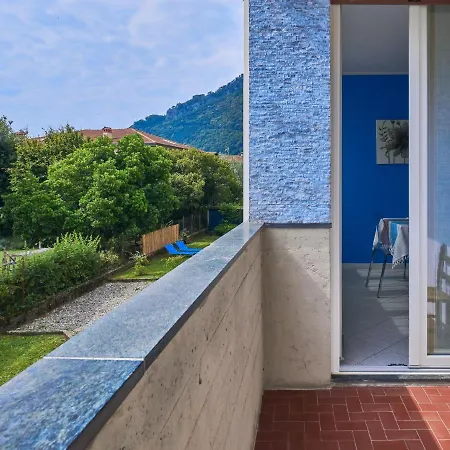 Nena & Vale By Interhome Lejlighed Dongo
