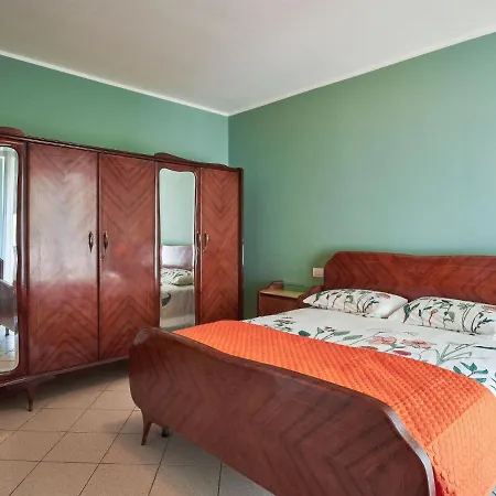 Nena & Vale By Interhome Dongo